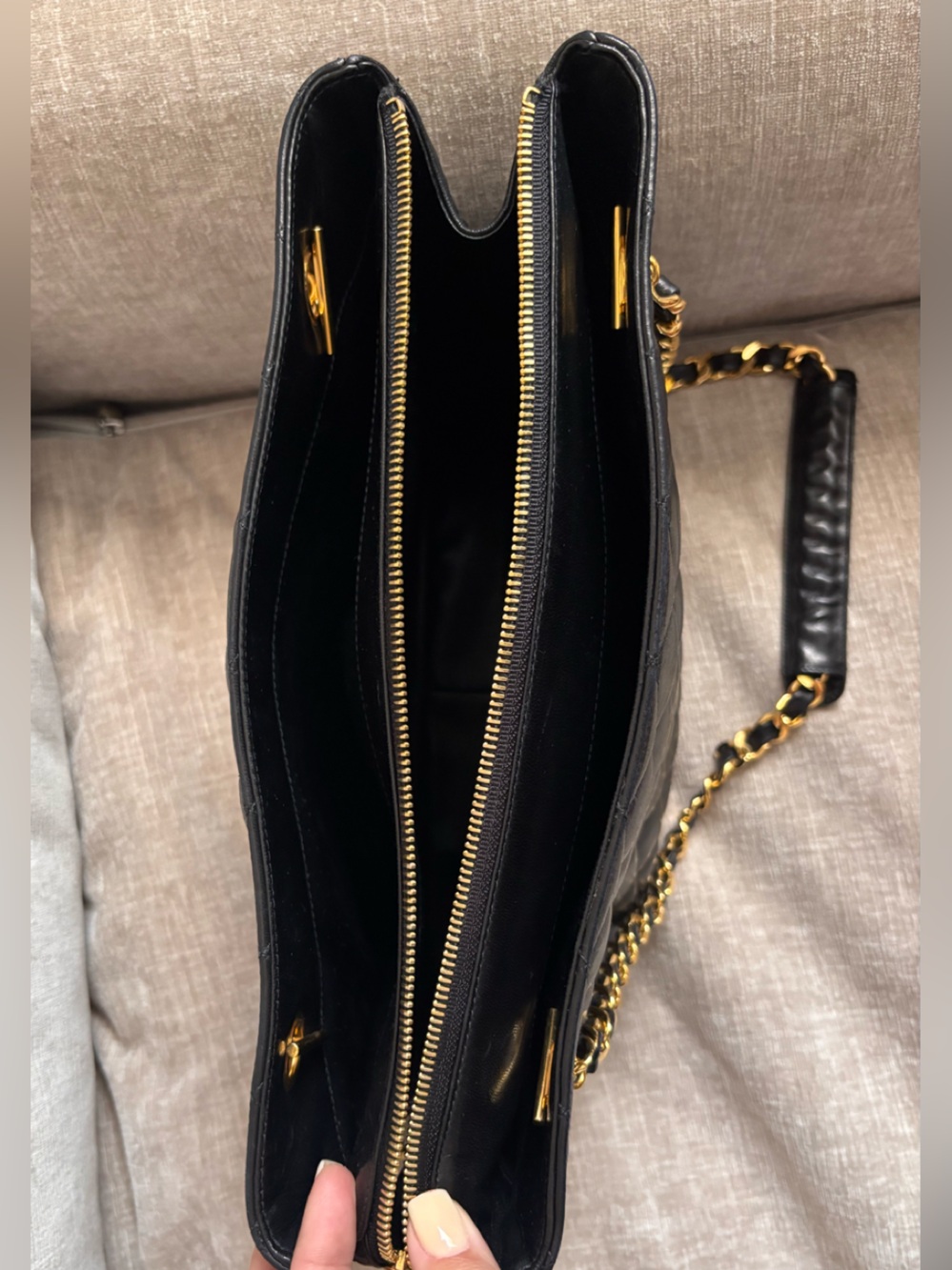 Authentic CHANEL 1991 Vintage 24k gold black lambskin quilted leather classic - Picture 12 of 16